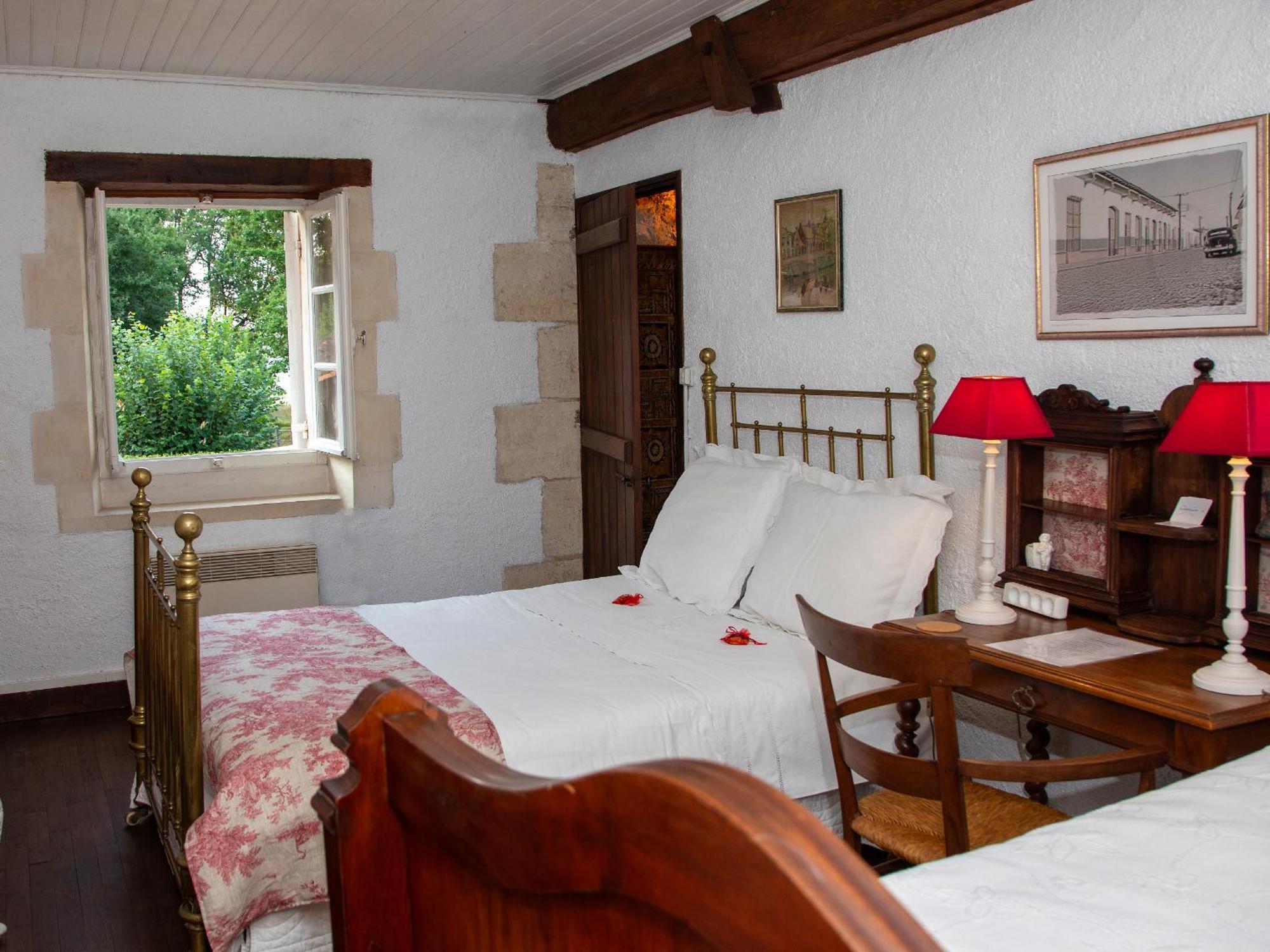 Bed and Breakfast Le Boisdalon Yviers Номер фото